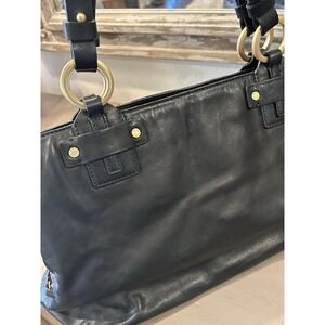 ELLEN TRACY  Genuine Leather‎ Hand/Shoulder  Bag Purse Color Black